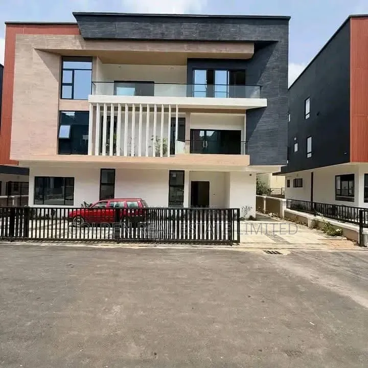 6bdrm Duplex in Katampe (Main) for sale in Katampe (Main)
