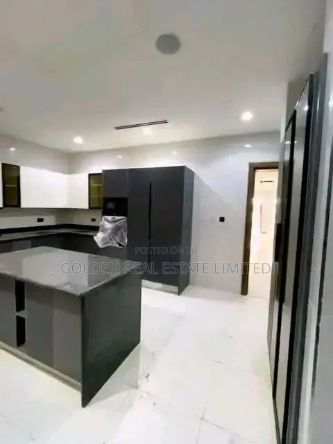 6bdrm Duplex in Guzape District for sale in Guzape District