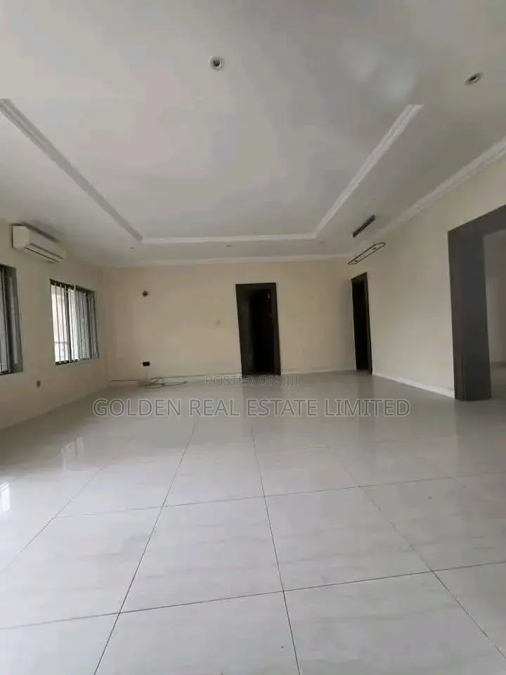3bdrm Apartment in Asokoro for rent in Asokoro