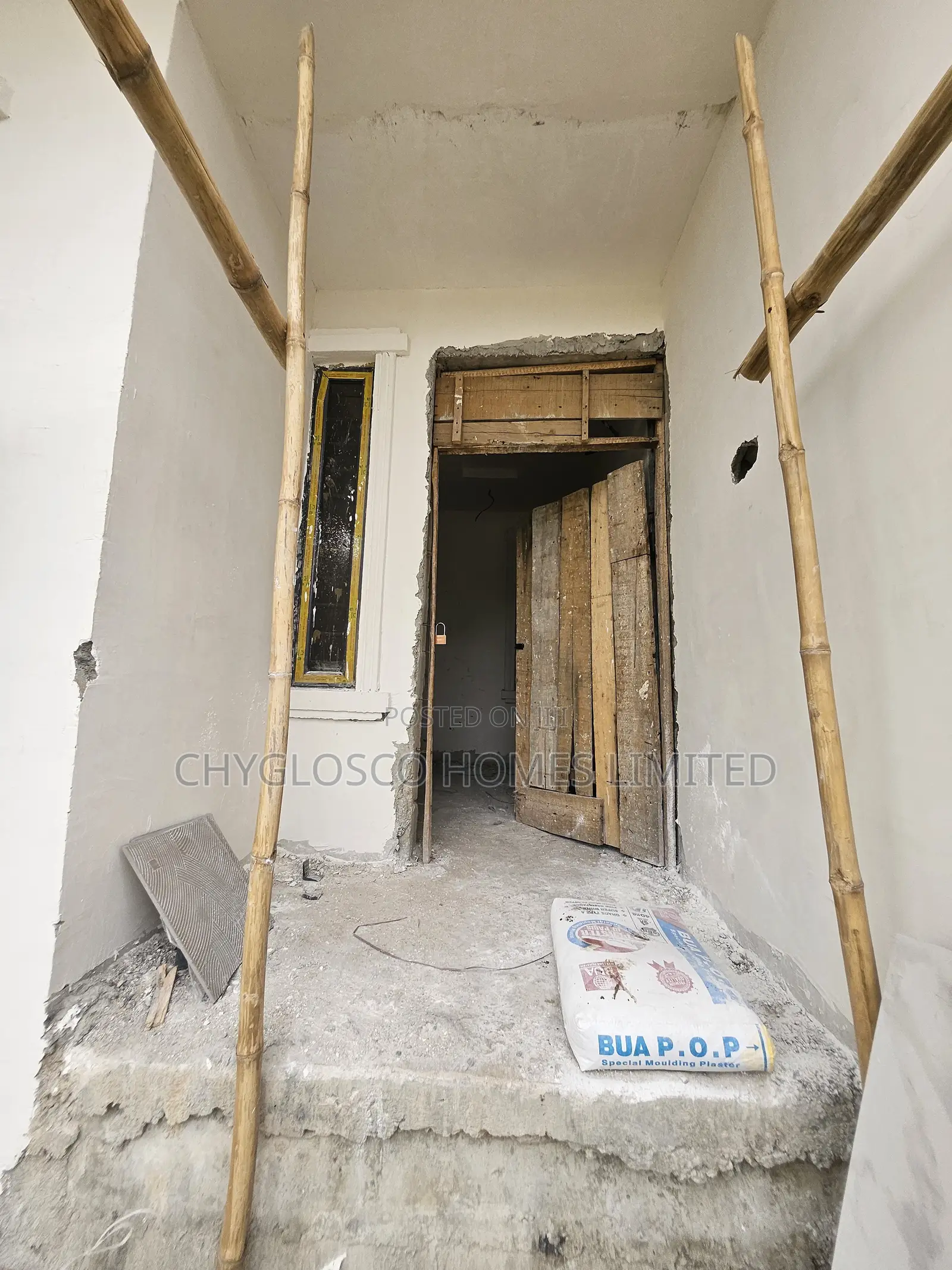 Furnished 3bdrm Duplex in Ruuodomaya for sale in Ruuodomaya
