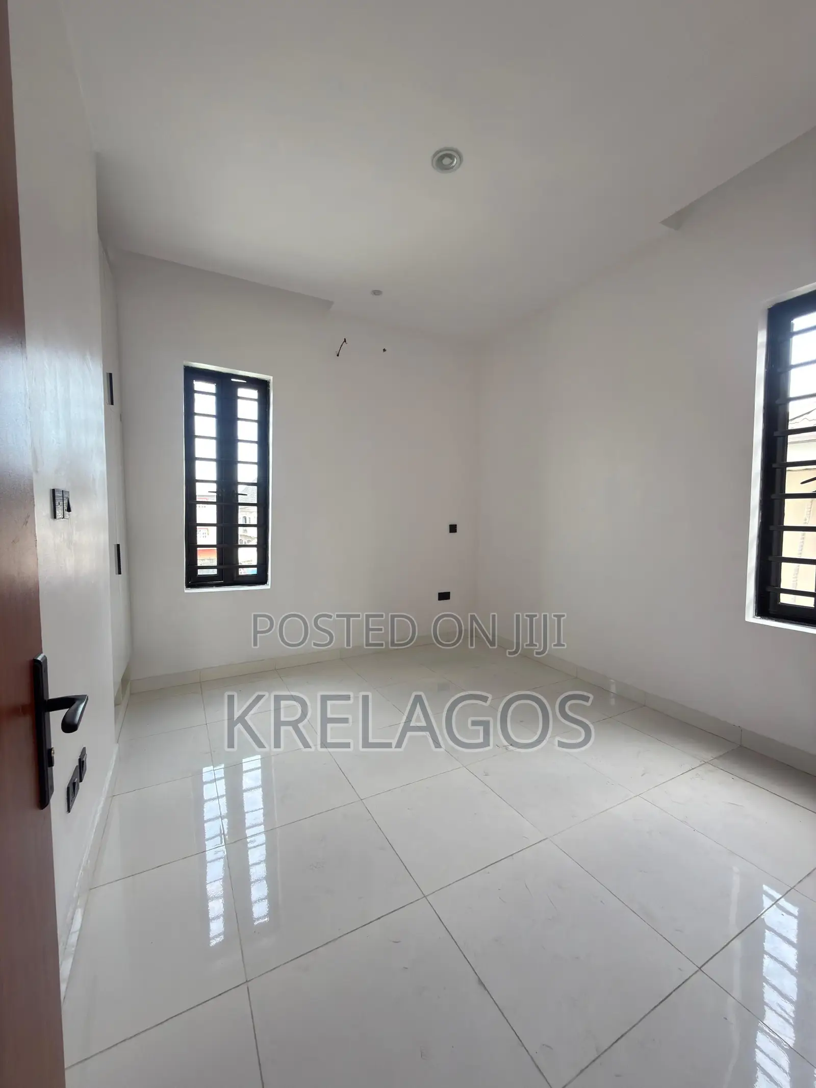 4bdrm Duplex in Olokonla for sale in Olokonla