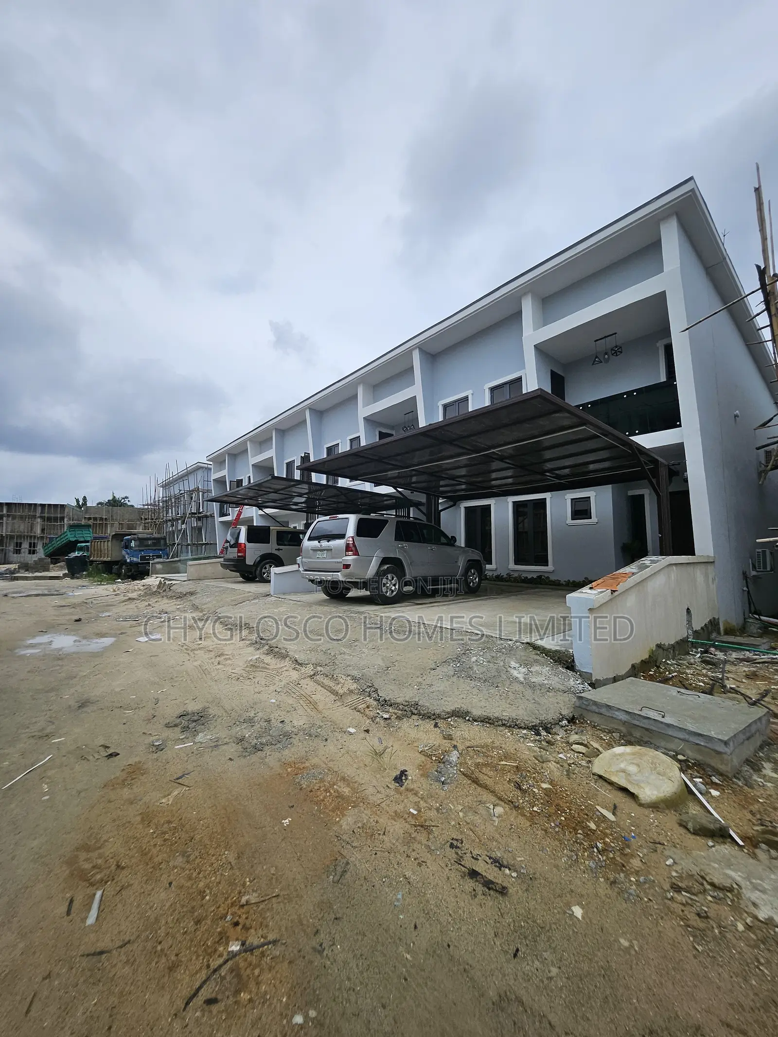 Furnished 4bdrm Duplex in Ruuodomaya for sale in Ruuodomaya