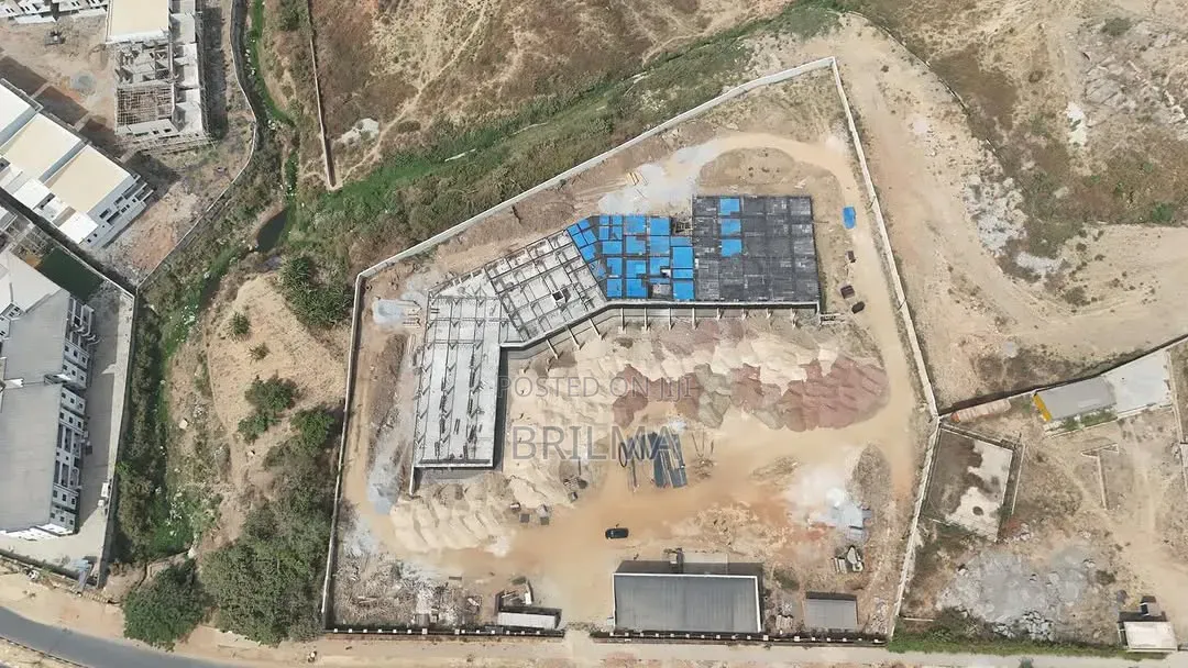 Commercial Space for Sale in Mabushi