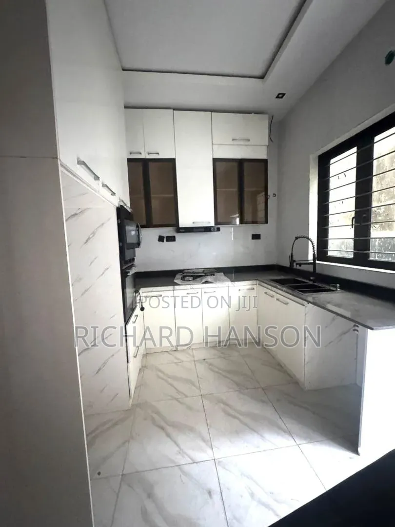 4bdrm Duplex in Metro Homes, Abraham Adesanya Estate for rent in Abraham Adesanya Estate