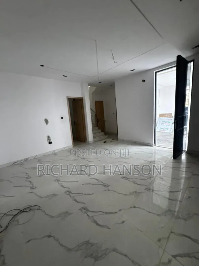 4bdrm Duplex in Metro Homes, Abraham Adesanya Estate for rent in Abraham Adesanya Estate