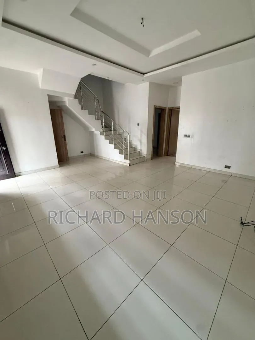 4bdrm Duplex in Metro Homes, Abraham Adesanya Estate for rent in Abraham Adesanya Estate