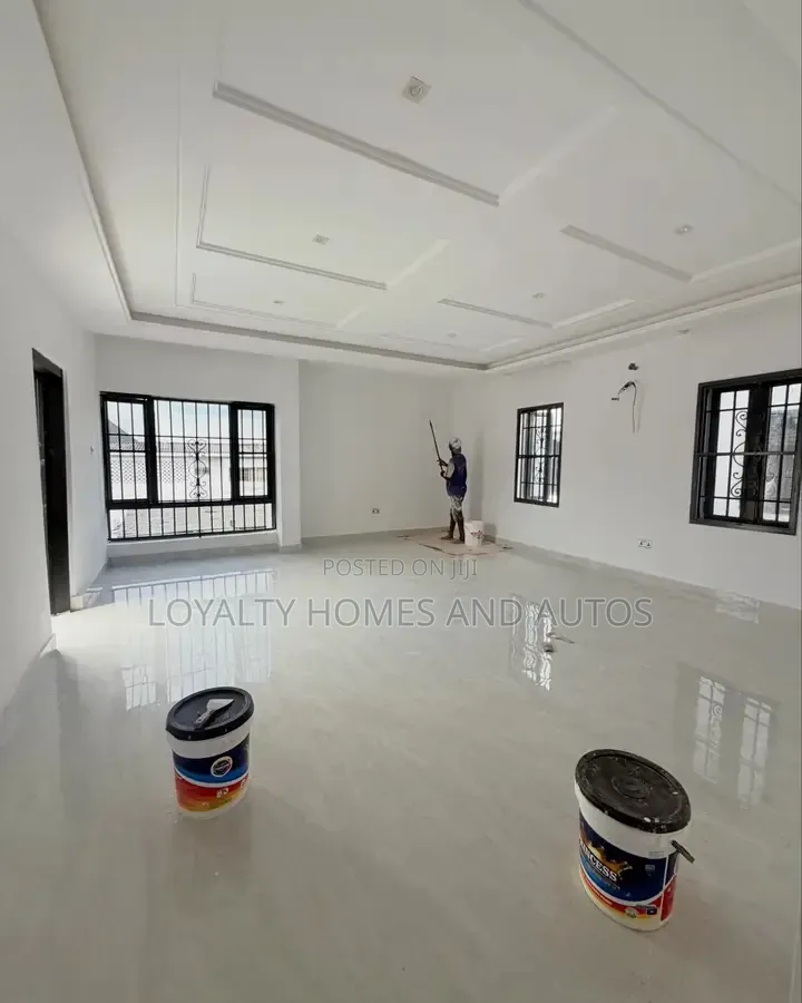 4bdrm Duplex in Adeniyi Jones for sale in Adeniyi Jones