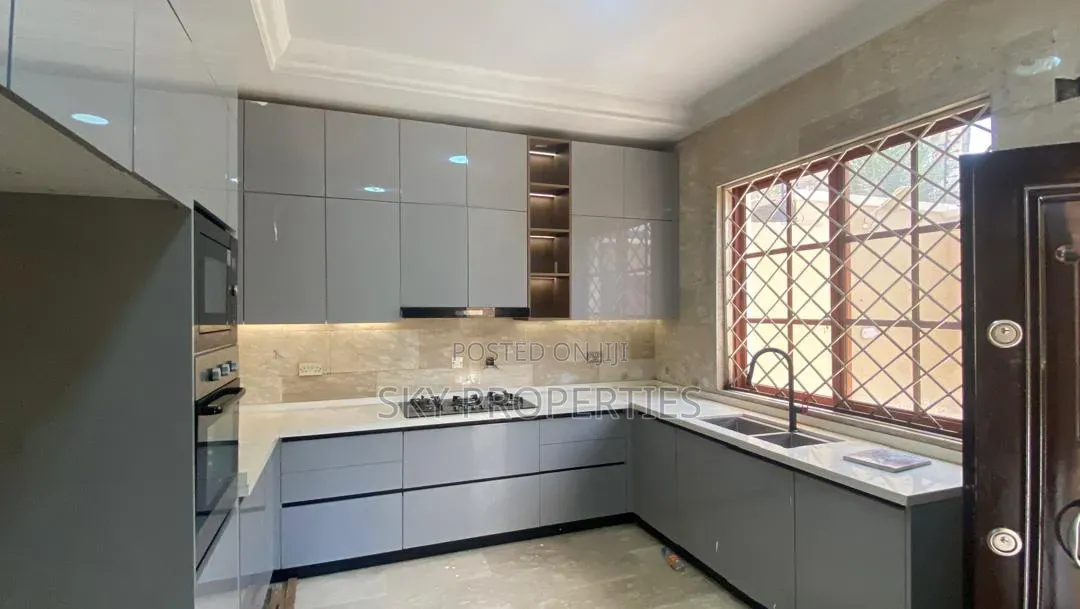 4bdrm Duplex in Turnbull, Old Ikoyi for rent in Old Ikoyi