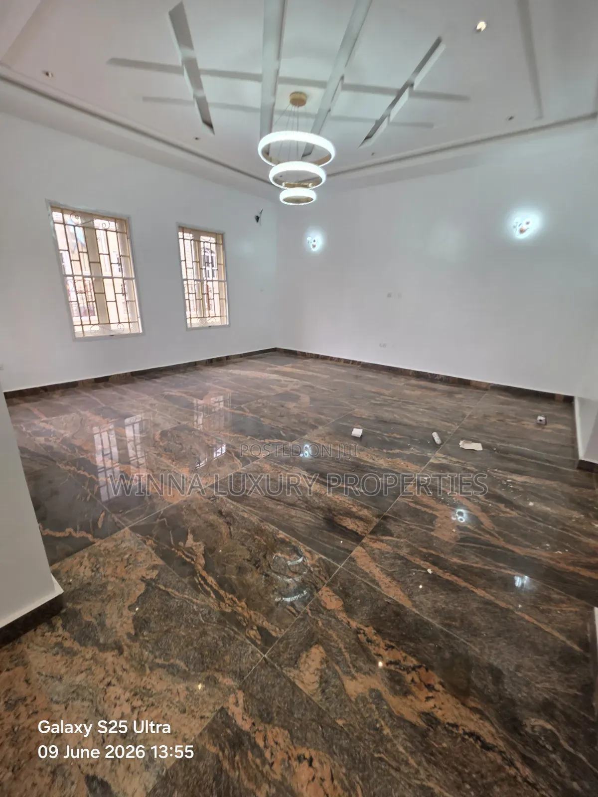 8bdrm Mansion in River Park Estate, Lugbe District for sale in Lugbe District
