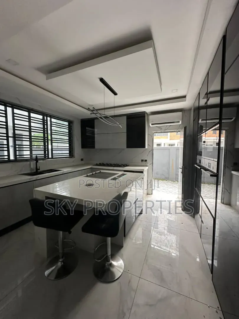 4bdrm Duplex in Gerald, Old Ikoyi for rent in Old Ikoyi