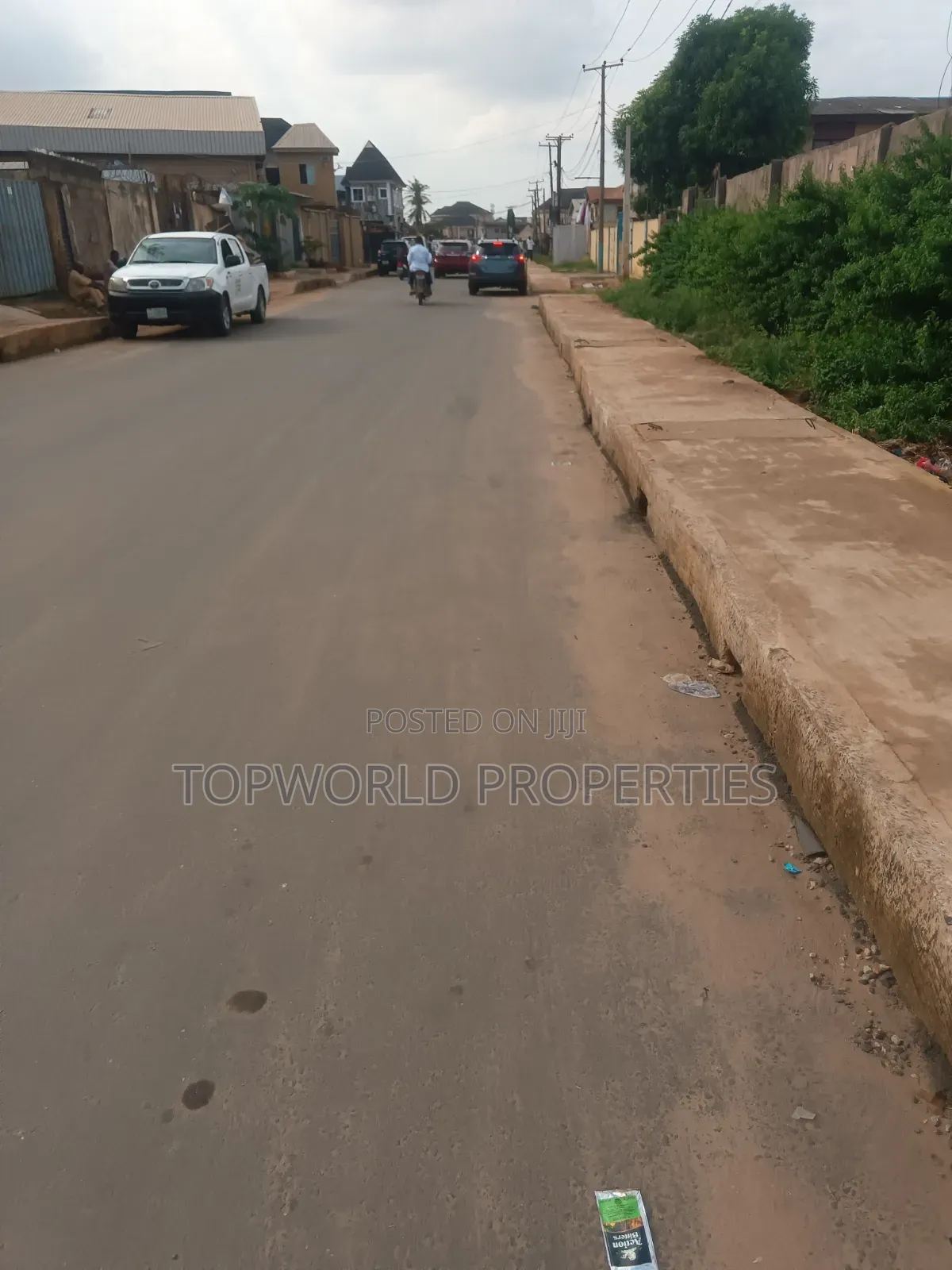 Commercial 800 Square Metre Along Agbe Road New Oko Oba Ifako Ijaiye in New Oko Oba