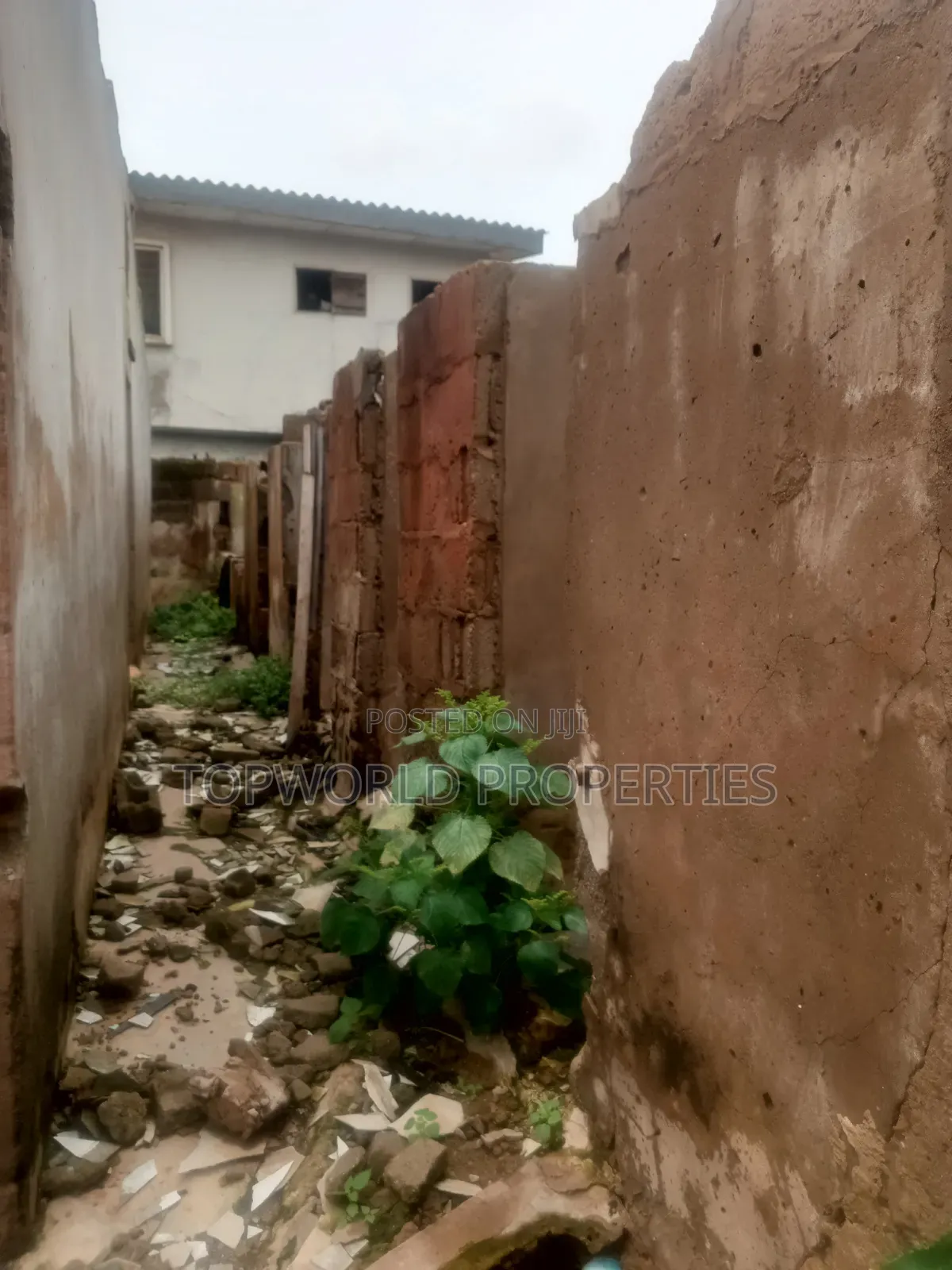 Commercial 800 Square Metre Along Agbe Road New Oko Oba Ifako Ijaiye in New Oko Oba
