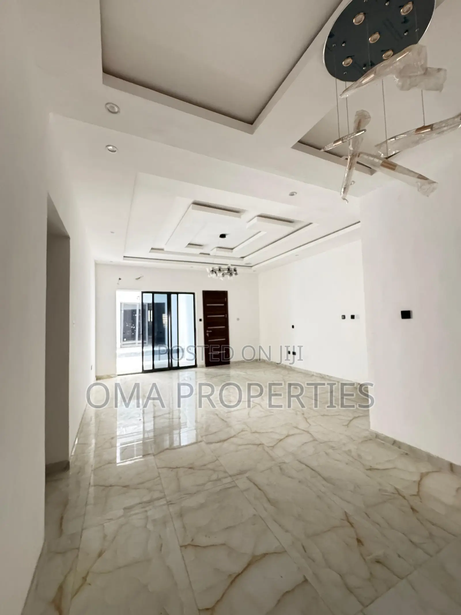 Furnished 3bdrm House in Surulere for sale in Surulere