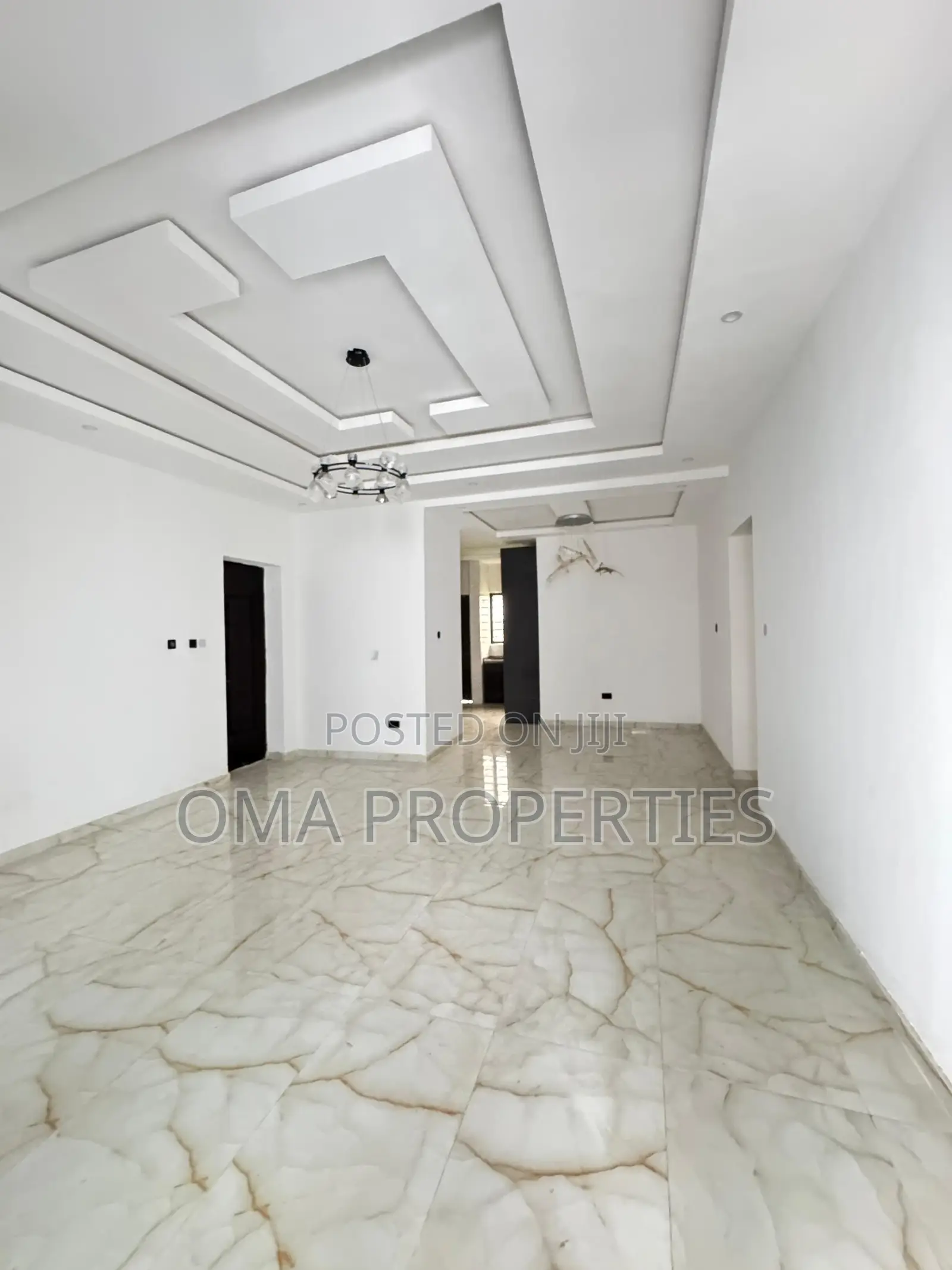 Furnished 3bdrm House in Surulere for sale in Surulere