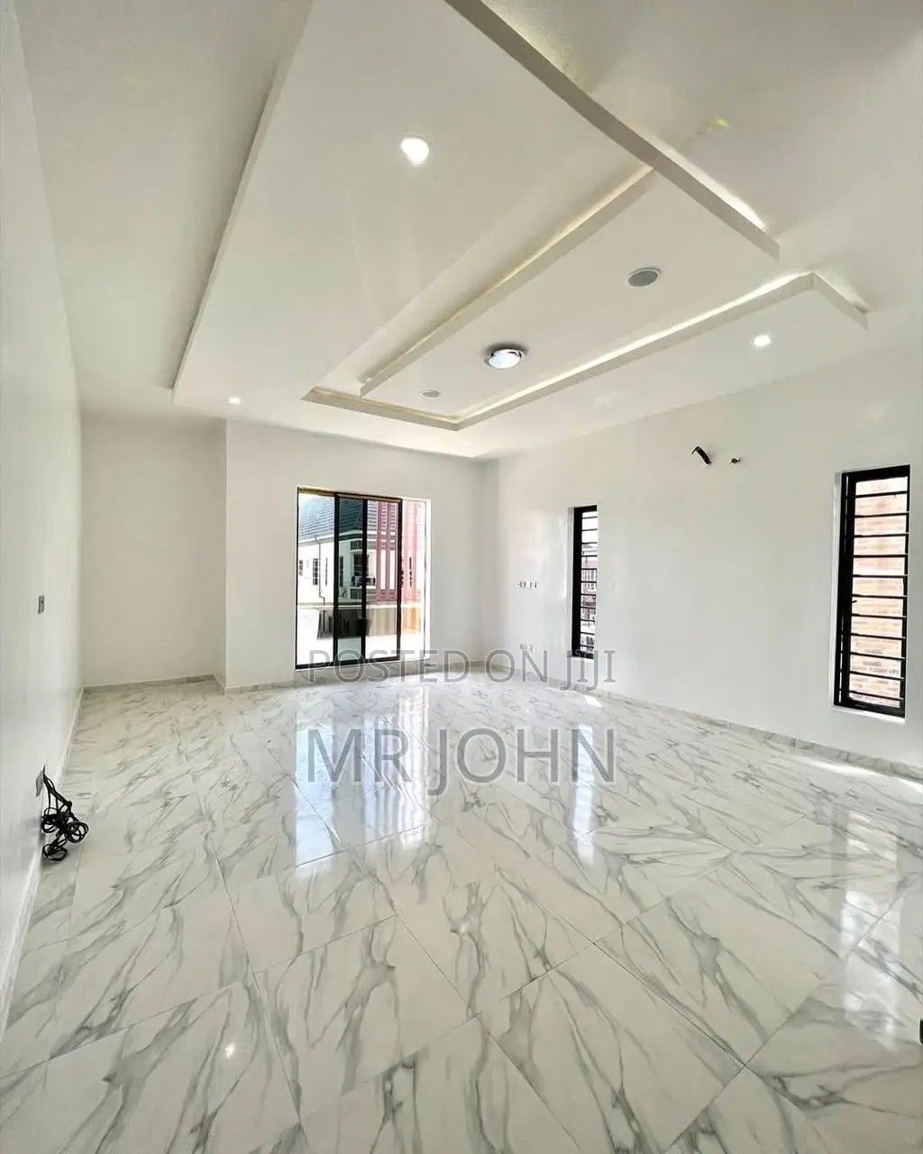 4bdrm House in Chevron Owo Pr, Lekki for rent in Lekki