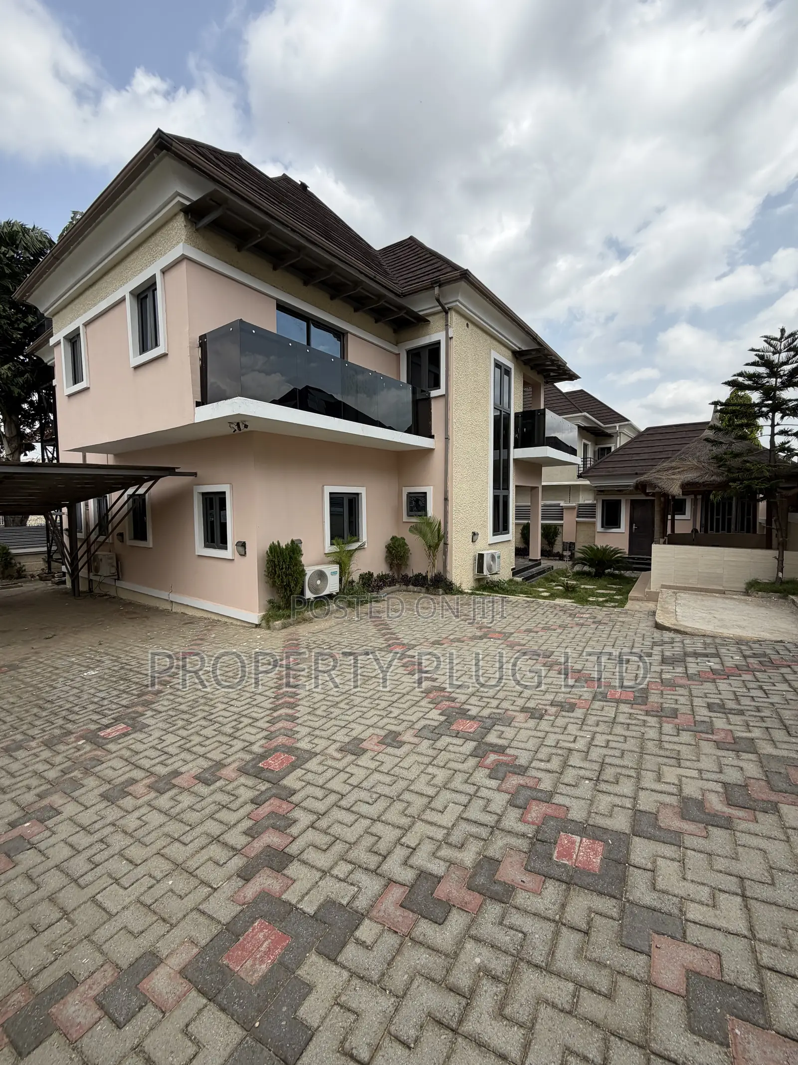 4bdrm Duplex in Idu for rent in Idu
