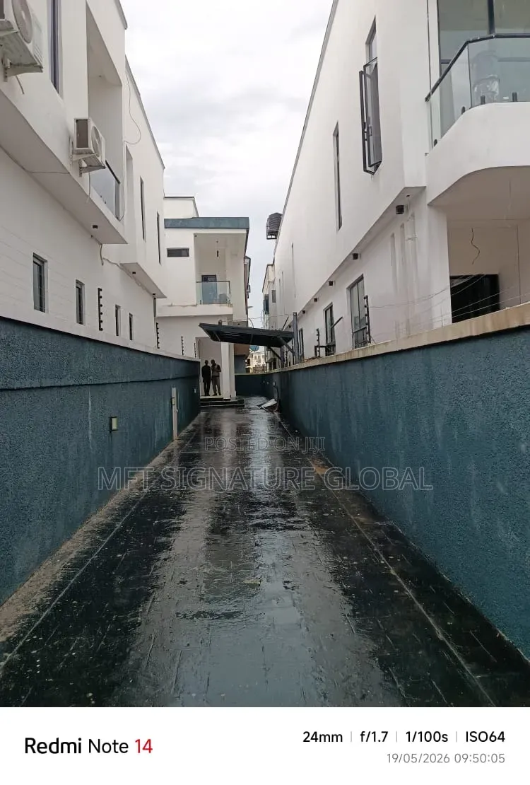 Furnished 4bdrm Duplex in Sunshine, Sangotedo for rent in Sangotedo