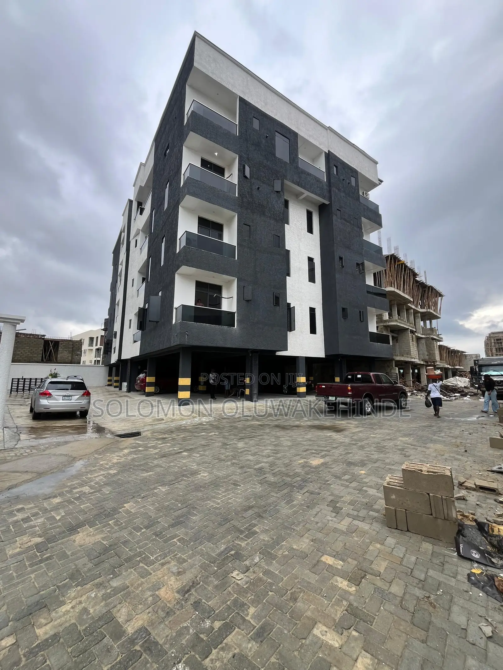 Furnished 1bdrm Apartment in Ikate for sale in Ikate
