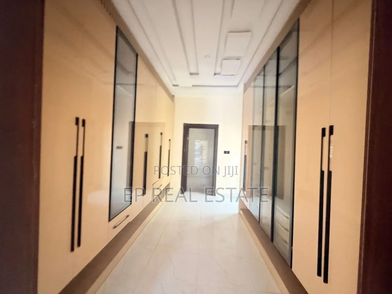 5bdrm Duplex in Gwarinpa for sale in Gwarinpa