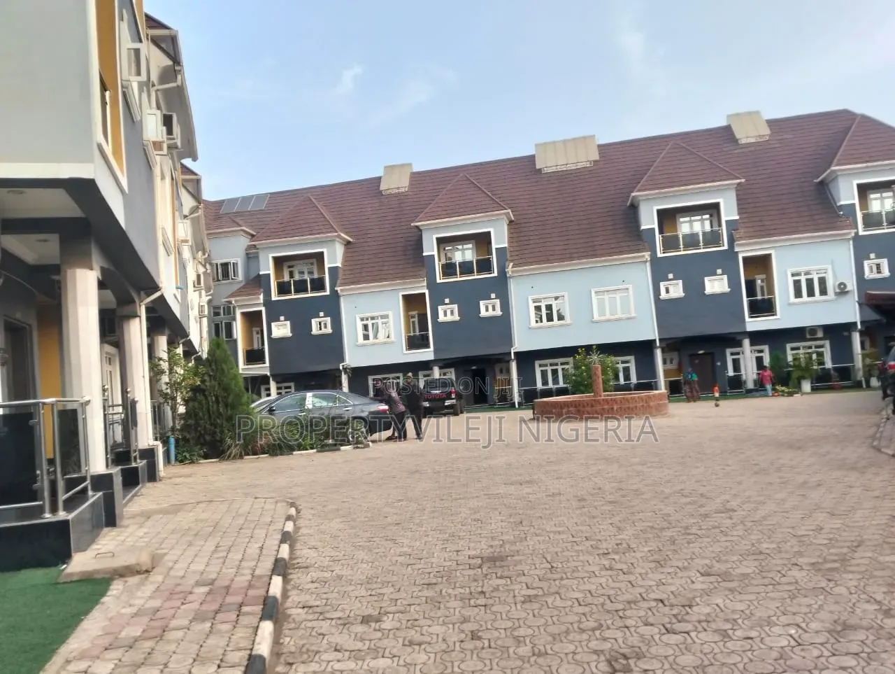 5bdrm Duplex in Garki for sale in Garki