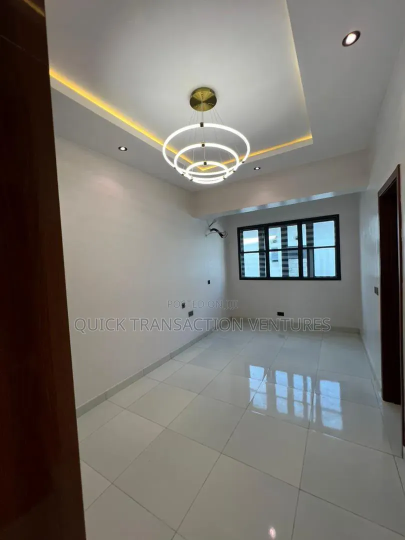 3bdrm Block of Flats in Richmond Pearl, Lekki Phase 1 for sale in Lekki Phase 1