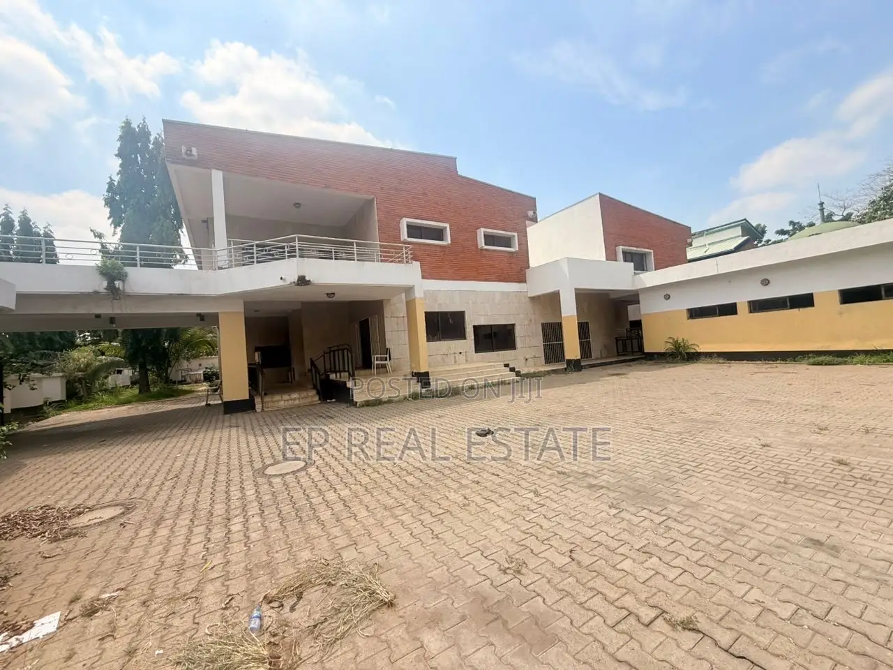 5bdrm Duplex in Asokoro for sale in Asokoro