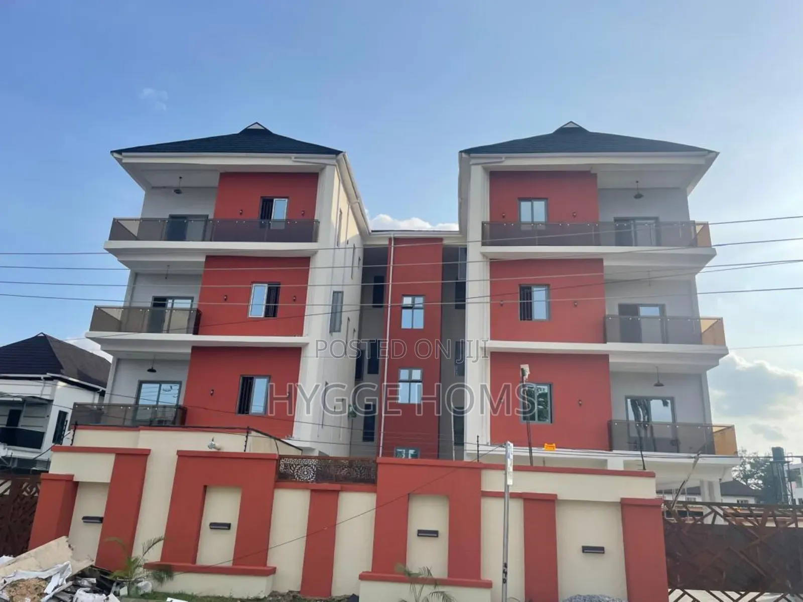 4bdrm Apartment in Ikeja Gra for sale in Ikeja