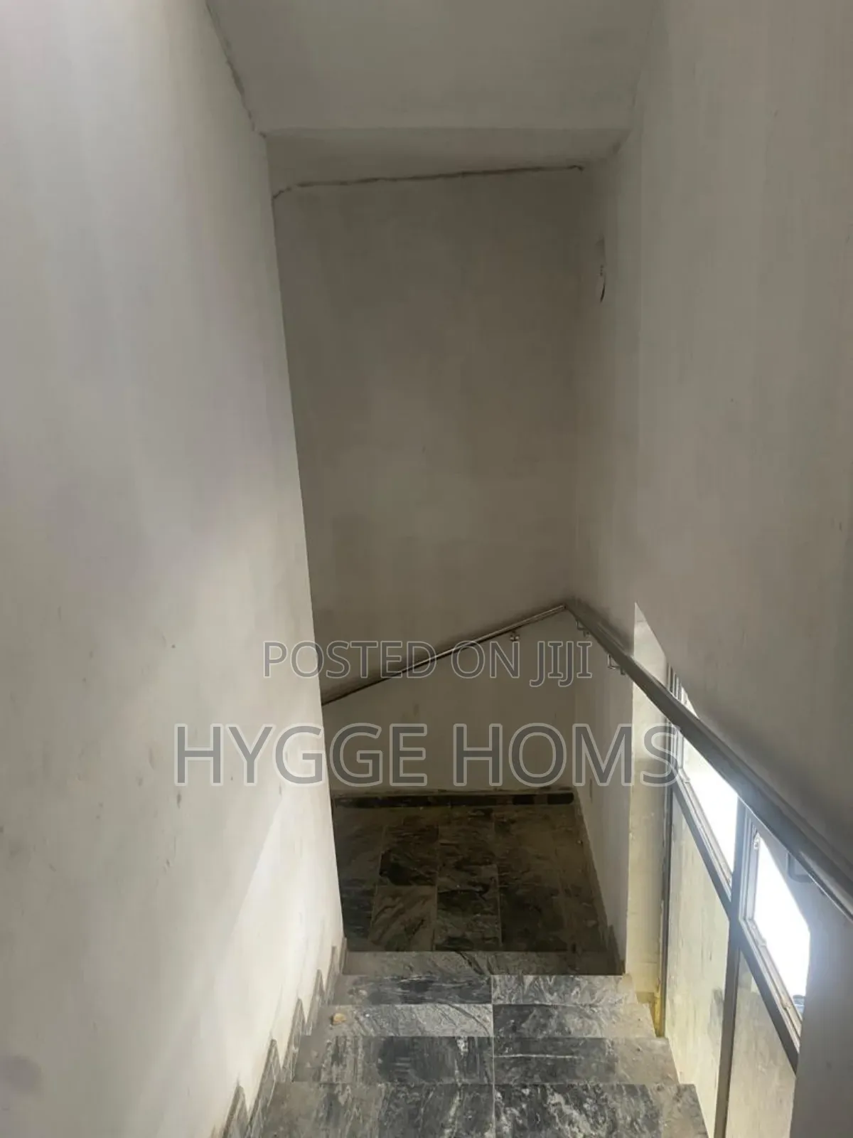 4bdrm Apartment in Ikeja Gra for sale in Ikeja
