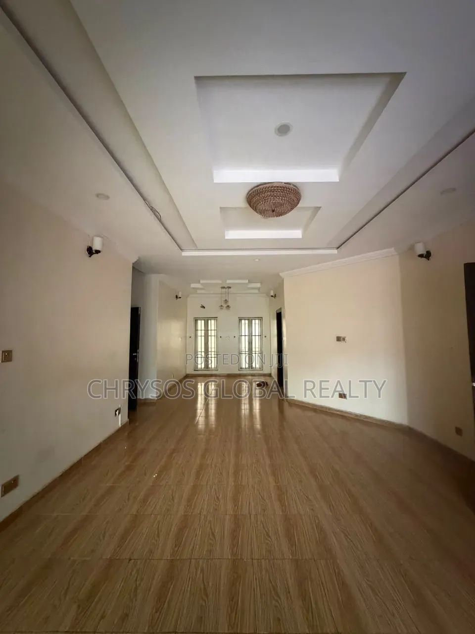 3bdrm Block of Flats in Kolapo Ishola Gra for rent in Akobo