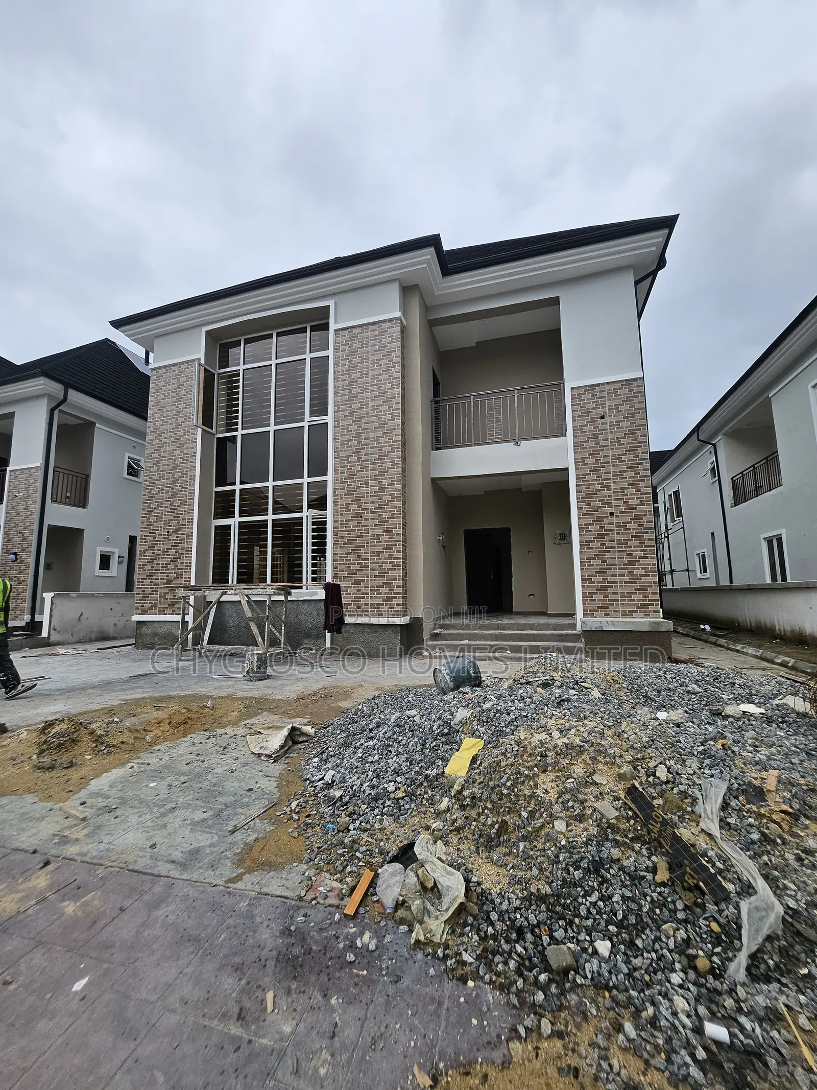 Furnished 4bdrm Duplex in Reef Court, Woji for sale in Woji