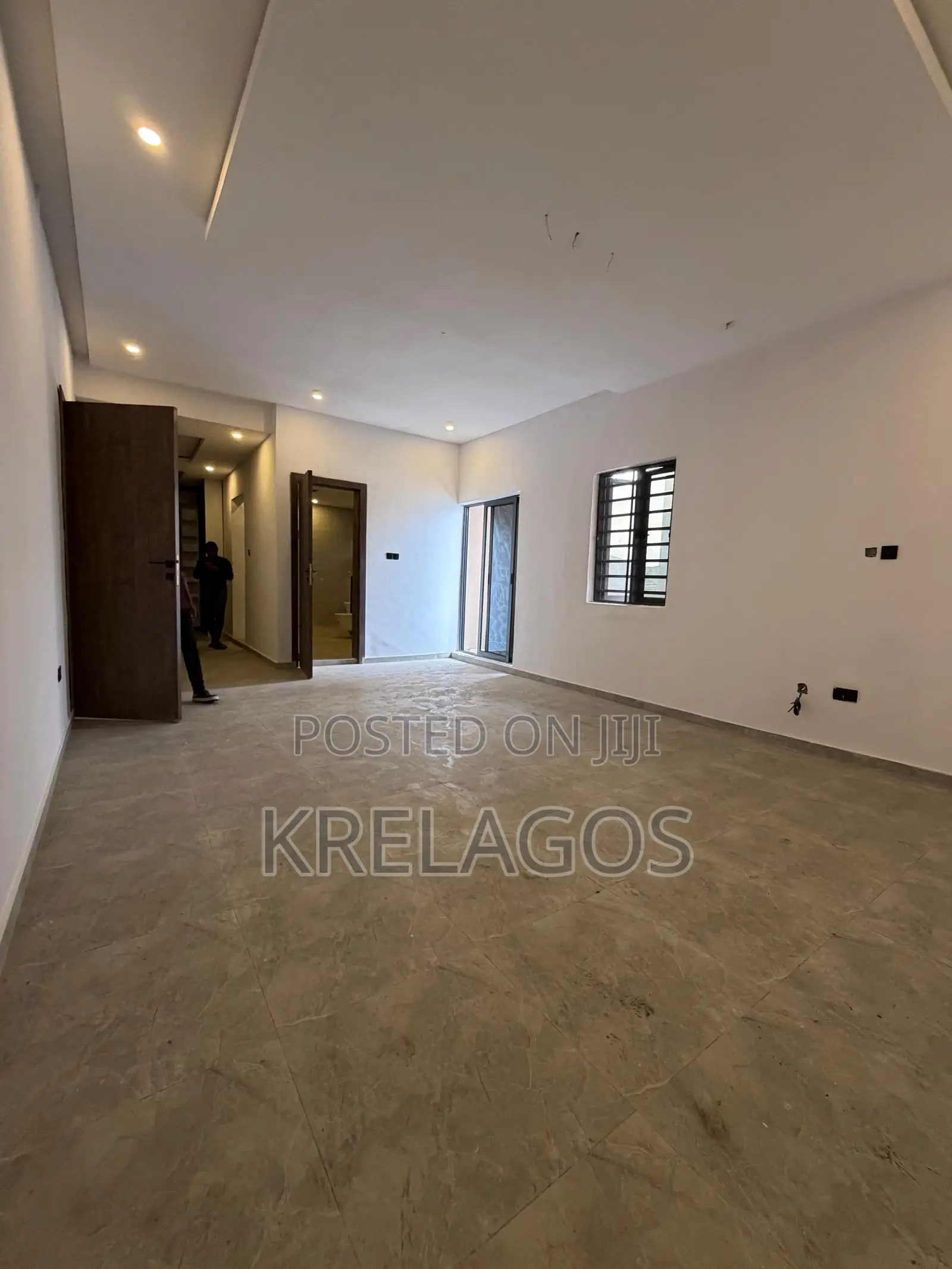4bdrm Duplex in Ikate for sale in Ikate
