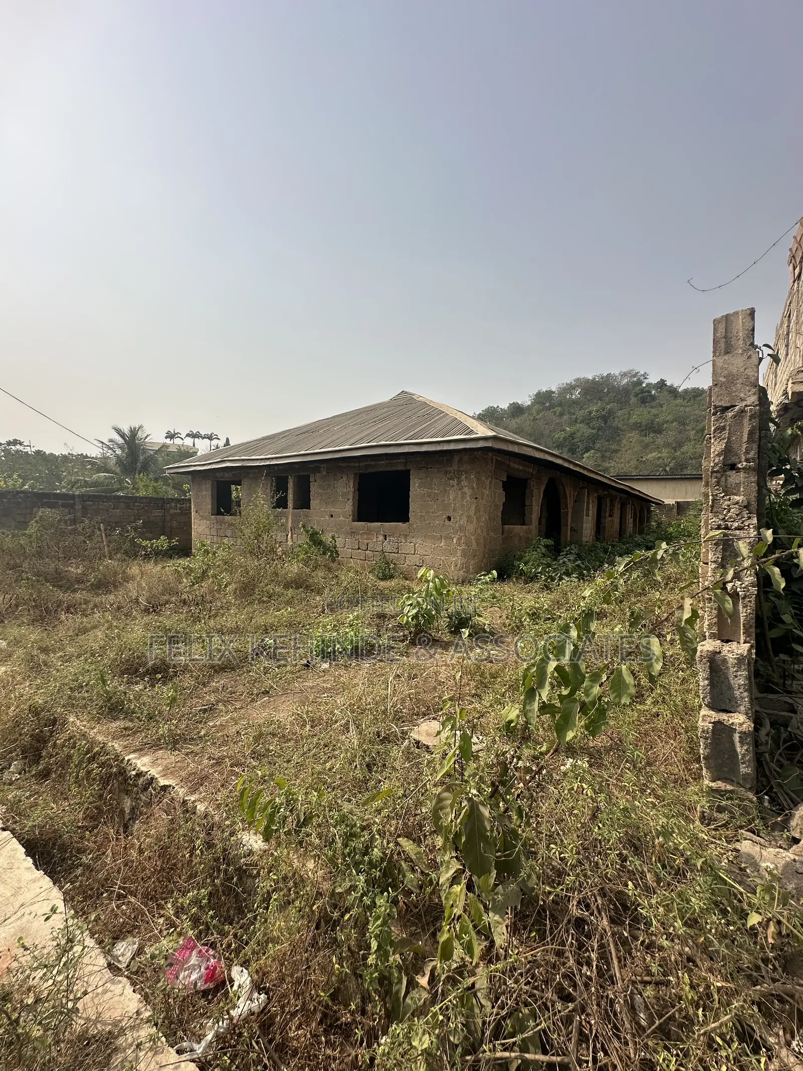 6bdrm Bungalow in St. Anthony Estate, Eleyele for sale in Eleyele