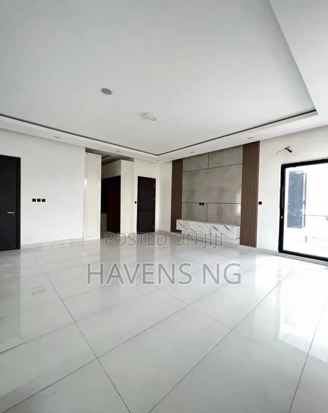 5bdrm Duplex in Lekki Phase 2 for sale in Lekki Phase 2