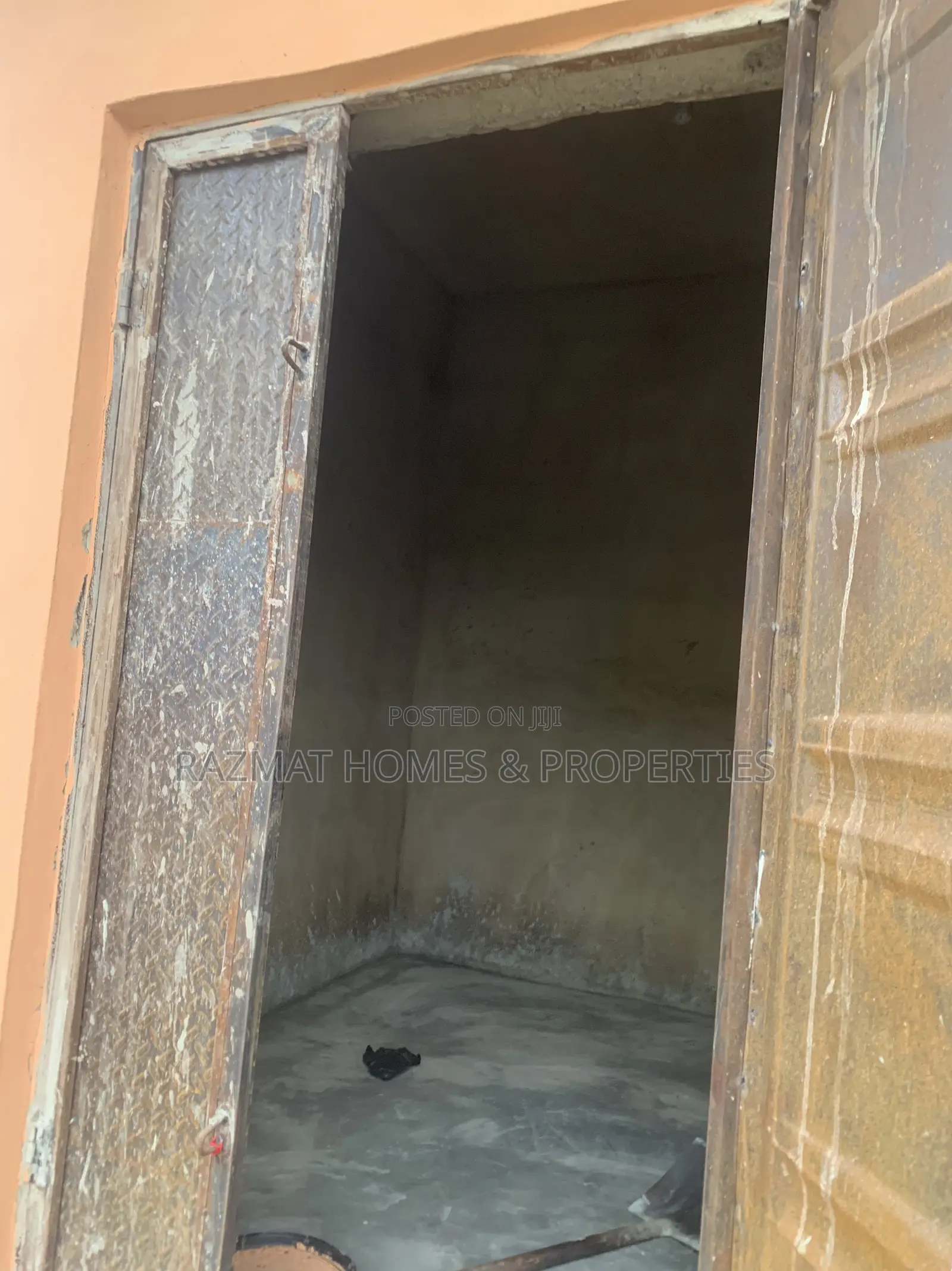A Newly Built Ultramodern Spacious Shop in Ijesha