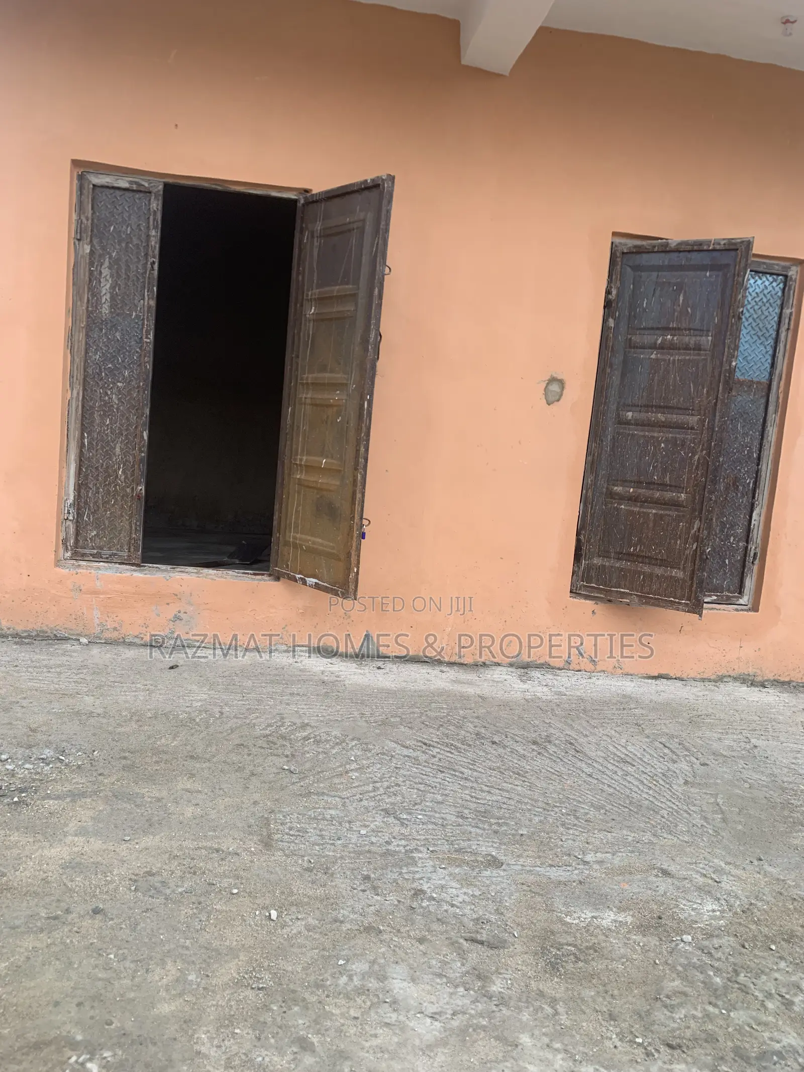 A Newly Built Ultramodern Spacious Shop in Ijesha