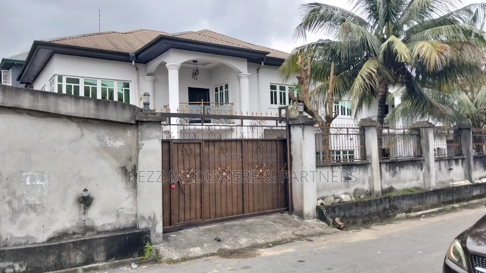 8bdrm Duplex in Stadium Road , Port, Obio-Akpor for sale in Obio-Akpor