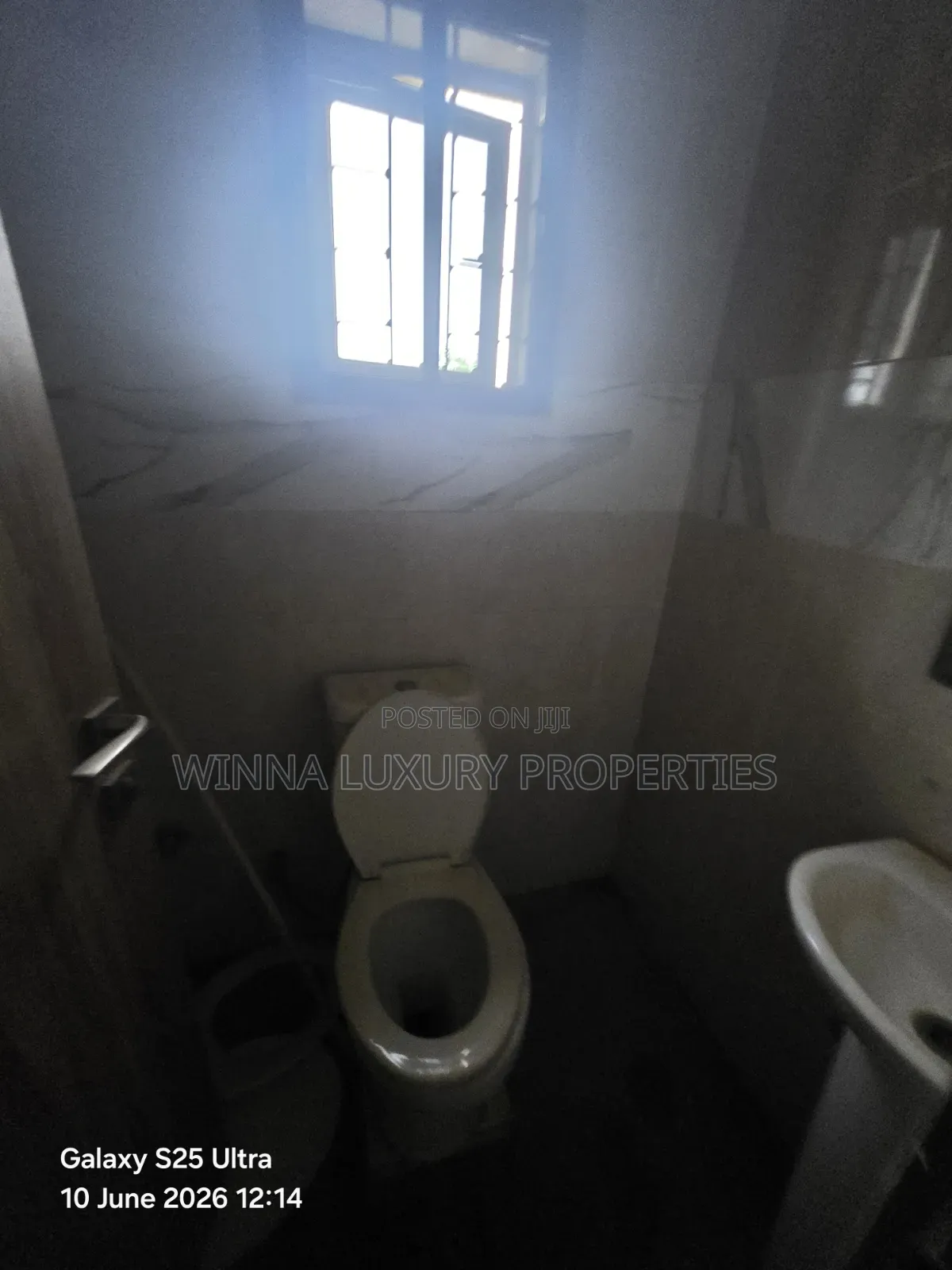 3bdrm Apartment in Behind Shafa Filling, Lugbe District for rent in Lugbe District