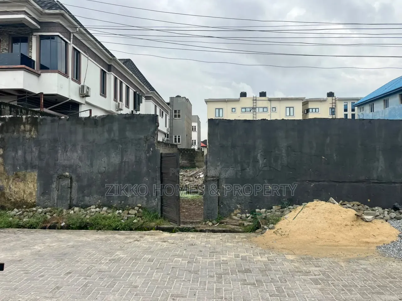 930sqm of Land for Sale at Osapa London in Osapa london