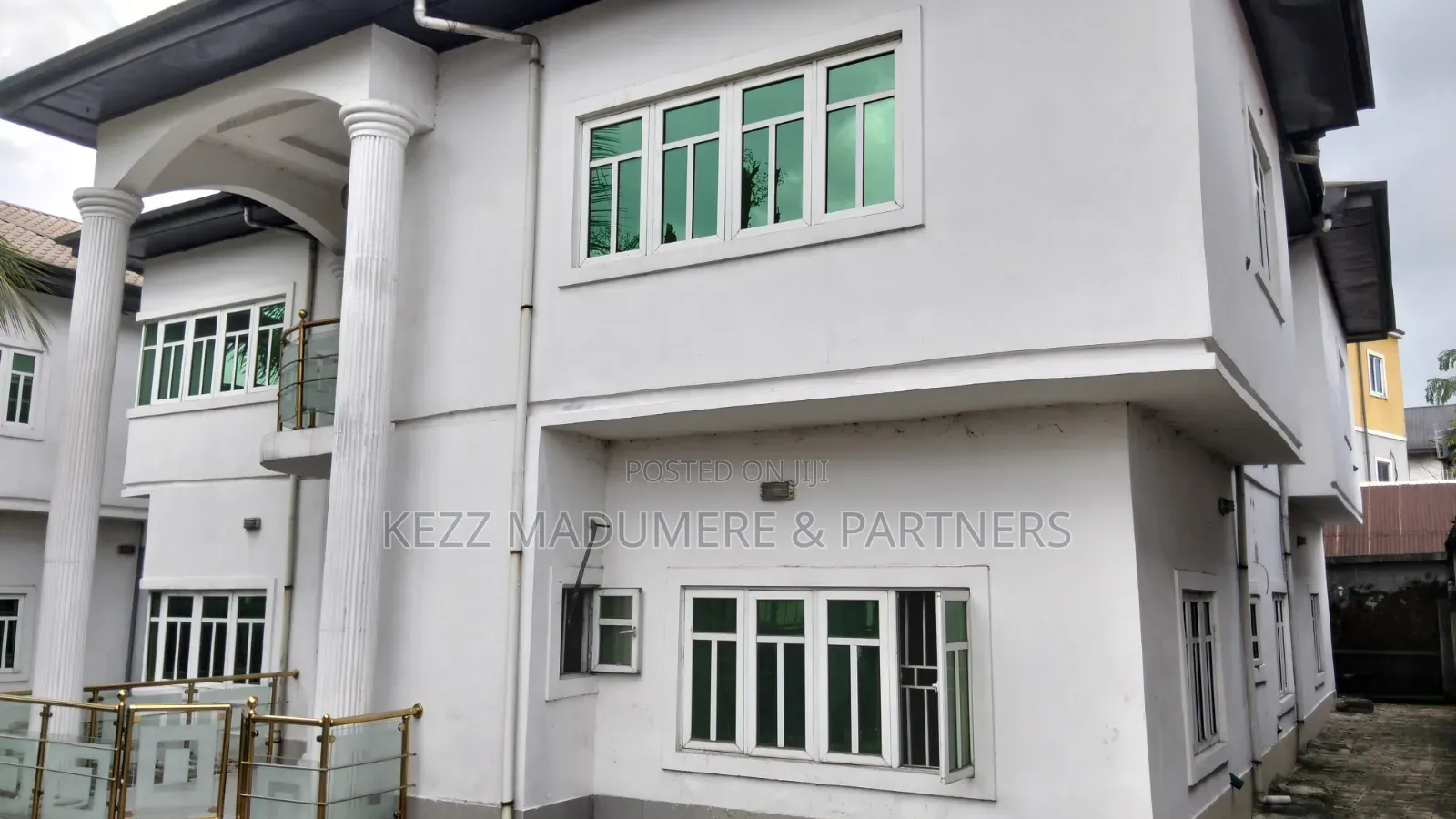4bdrm Duplex in Stadium Road, Port, Obio-Akpor for sale in Obio-Akpor