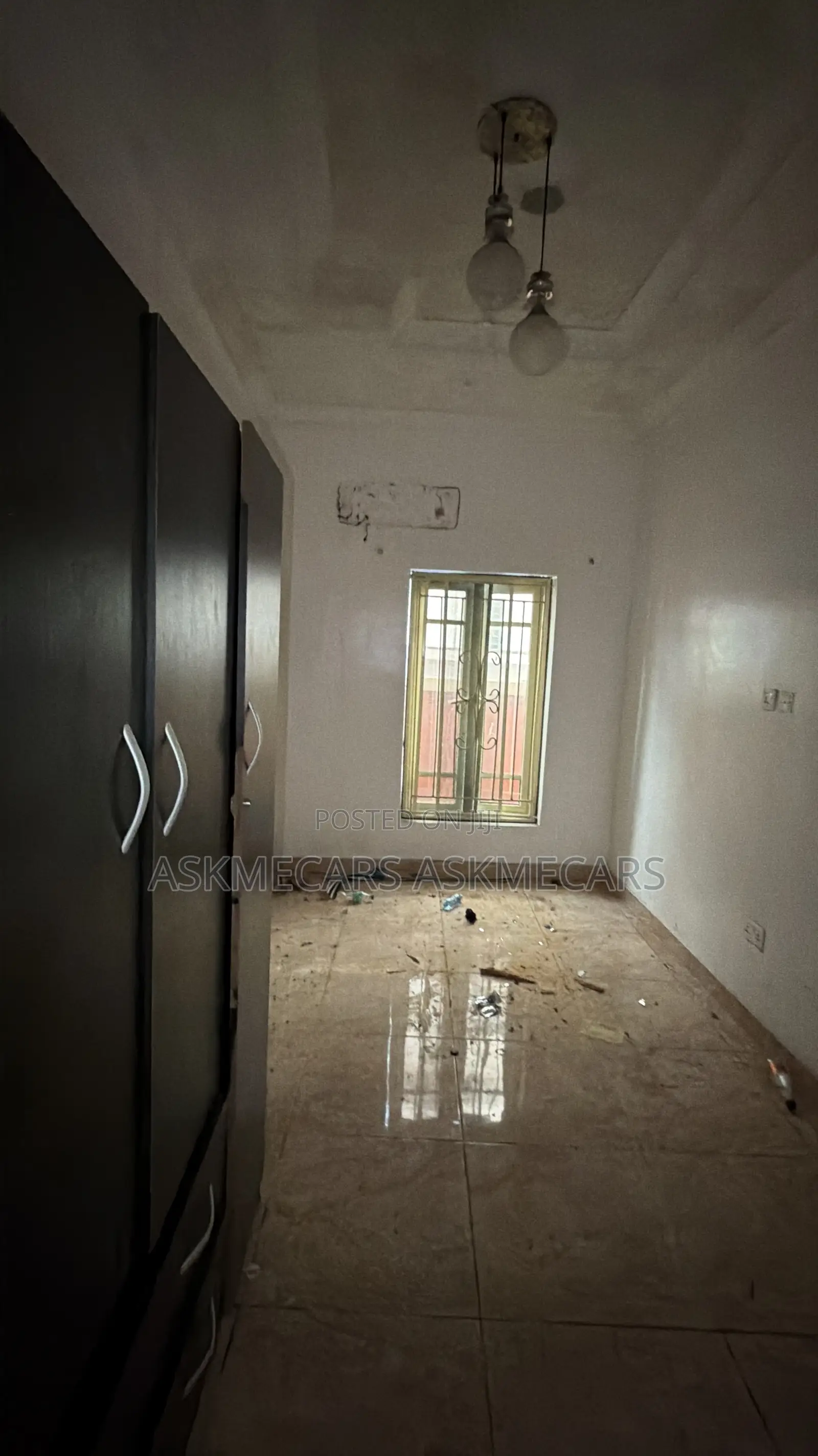 Mini Flat in Chevron for rent in Chevron