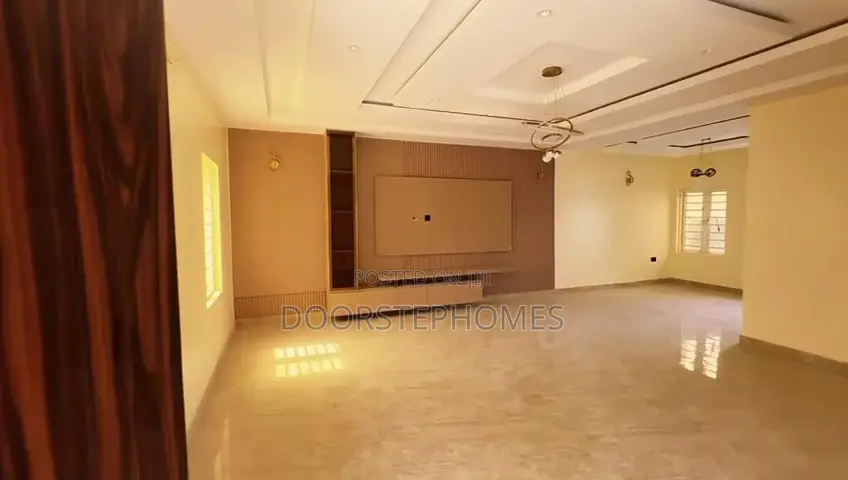 4bdrm Townhouse/Terrace in Porsche Estate, Idu Industrial for sale in Idu Industrial