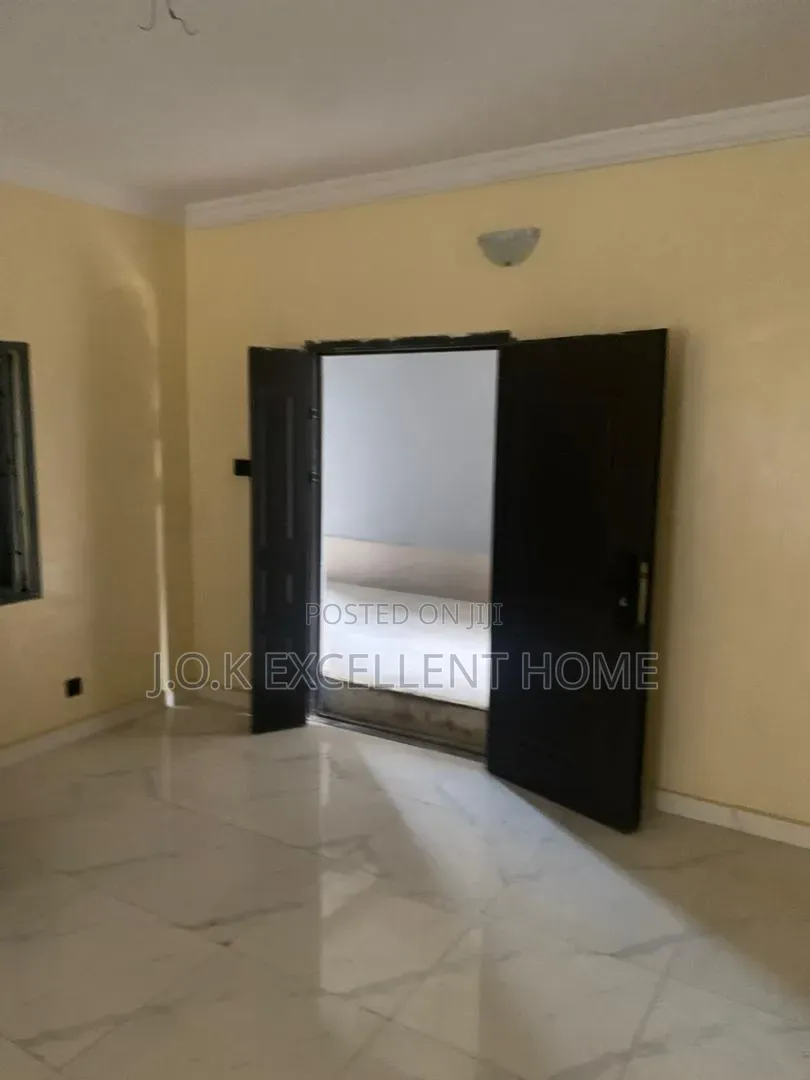 3bdrm Duplex in Ogba GRA for rent in Ogba GRA