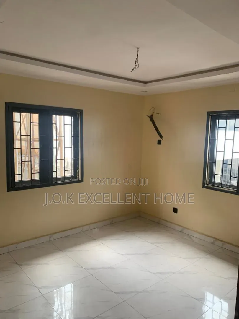 3bdrm Duplex in Ogba GRA for rent in Ogba GRA