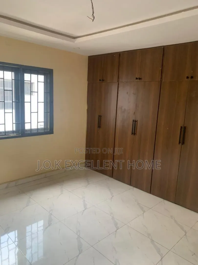 3bdrm Duplex in Ogba GRA for rent in Ogba GRA