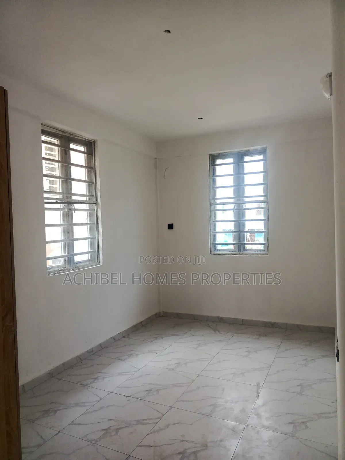 2bdrm Apartment in Near Royal Pine, Lekki Phase 2 for rent in Lekki Phase 2