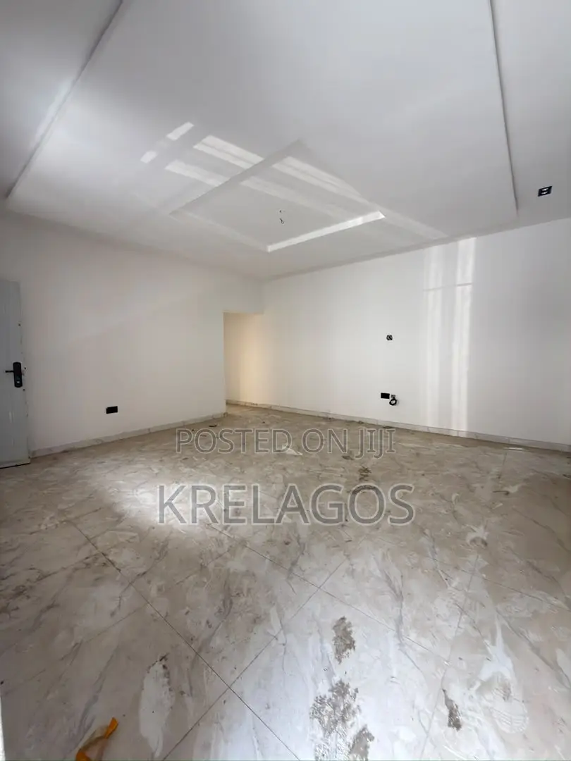 2bdrm Apartment in Sangotedo for sale in Sangotedo