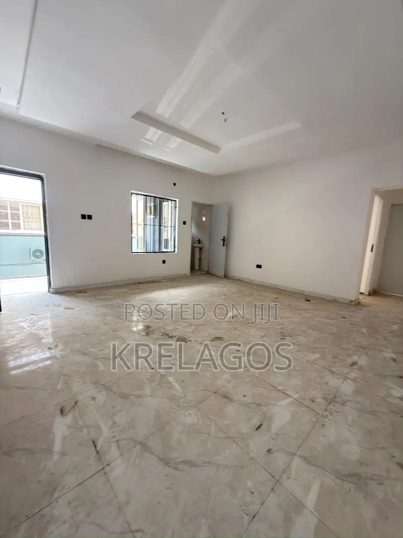 2bdrm Apartment in Sangotedo for sale in Sangotedo