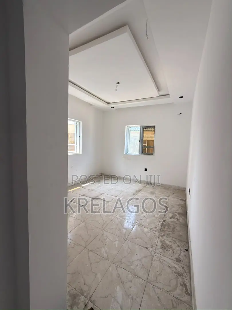 2bdrm Apartment in Sangotedo for sale in Sangotedo