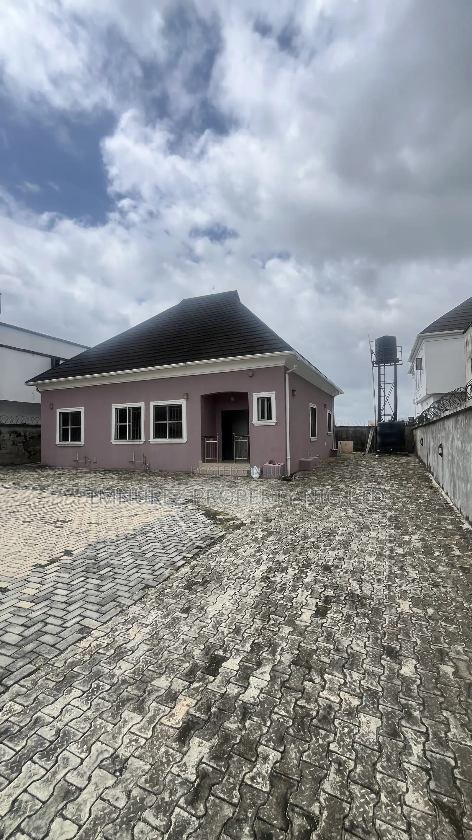 3bdrm Apartment in Sangotedo Good Axis for rent in Sangotedo