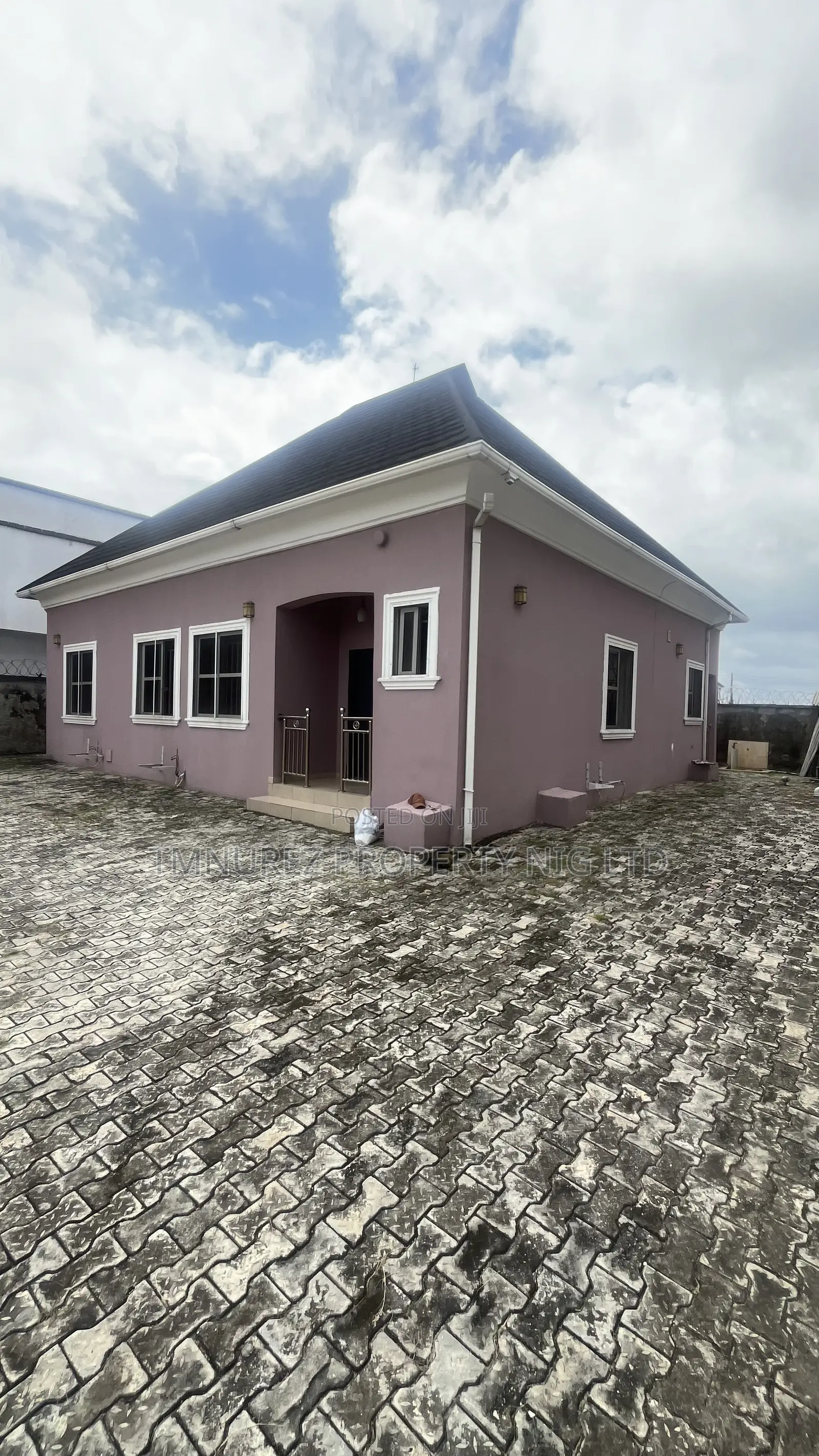 3bdrm Apartment in Sangotedo Good Axis for rent in Sangotedo